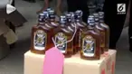Polsek Talang Kelapa, kabupaten Banyuasin, Sumatera Selatan, megerebek rumah produksi miras oplosan dengan omzet milyaran rupiah.