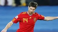 Gelandang Timnas Spanyol Xabi Alonso ketika berhadapan dengan Honduras dalam laga Grup H pada 21 Juni 2010 di Johannesburg. AFP PHOTO/THOMAS COEX