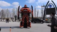 Video Mobil Bisa Berubah Jadi Robot