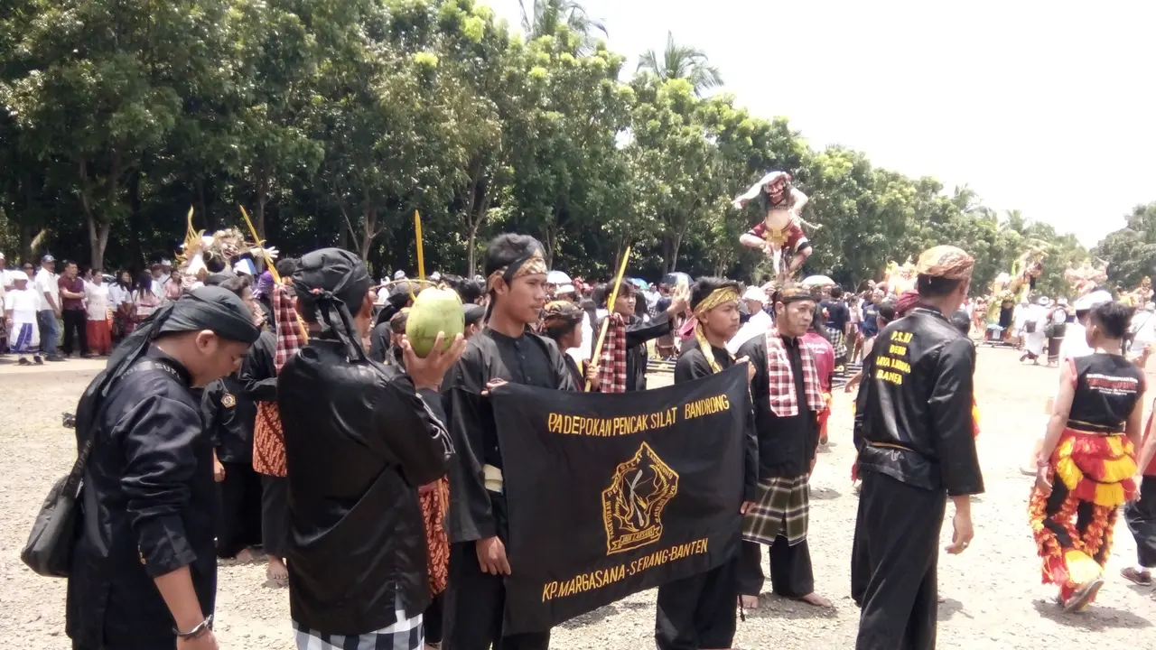 Pawai Ogoh-ogoh di Banten