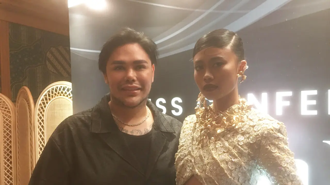 Ivan Gunawan Siap Boyong Koleksi Terinspirasi Ratu pada Kejayaan Majapahit ke New York Fashion Week