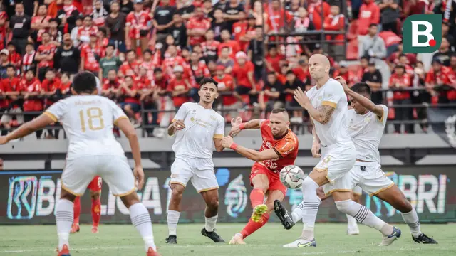 Striker Bali United, Ilija Spasojevic