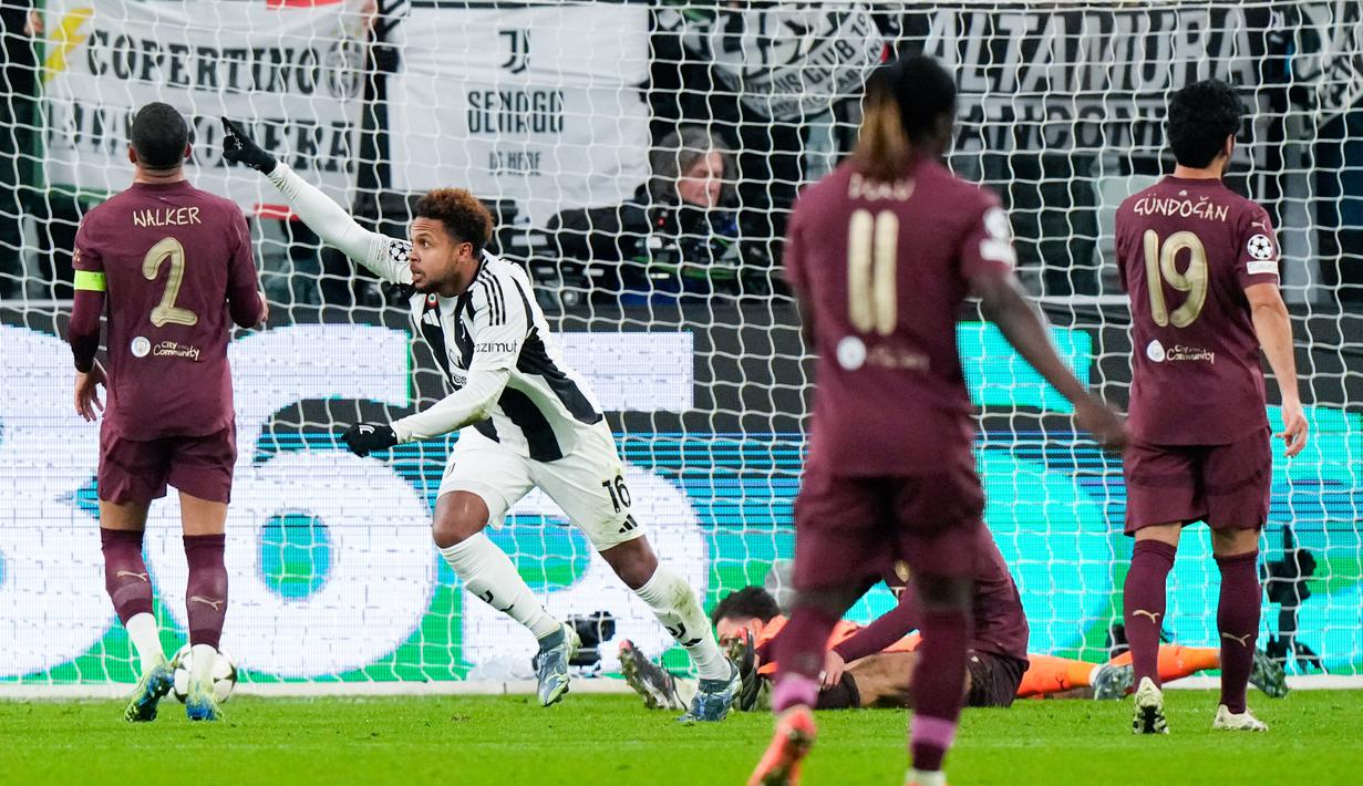 Hasil ini membawa Juventus naik ke posisi 14 klasemen Liga Champions dengan 11 poin. Sementara itu, Man City terpuruk di urutan ke-22 dengan delapan poin. (AP Photo/Luca Bruno)