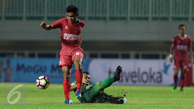 PS TNI vs PSM Makassar