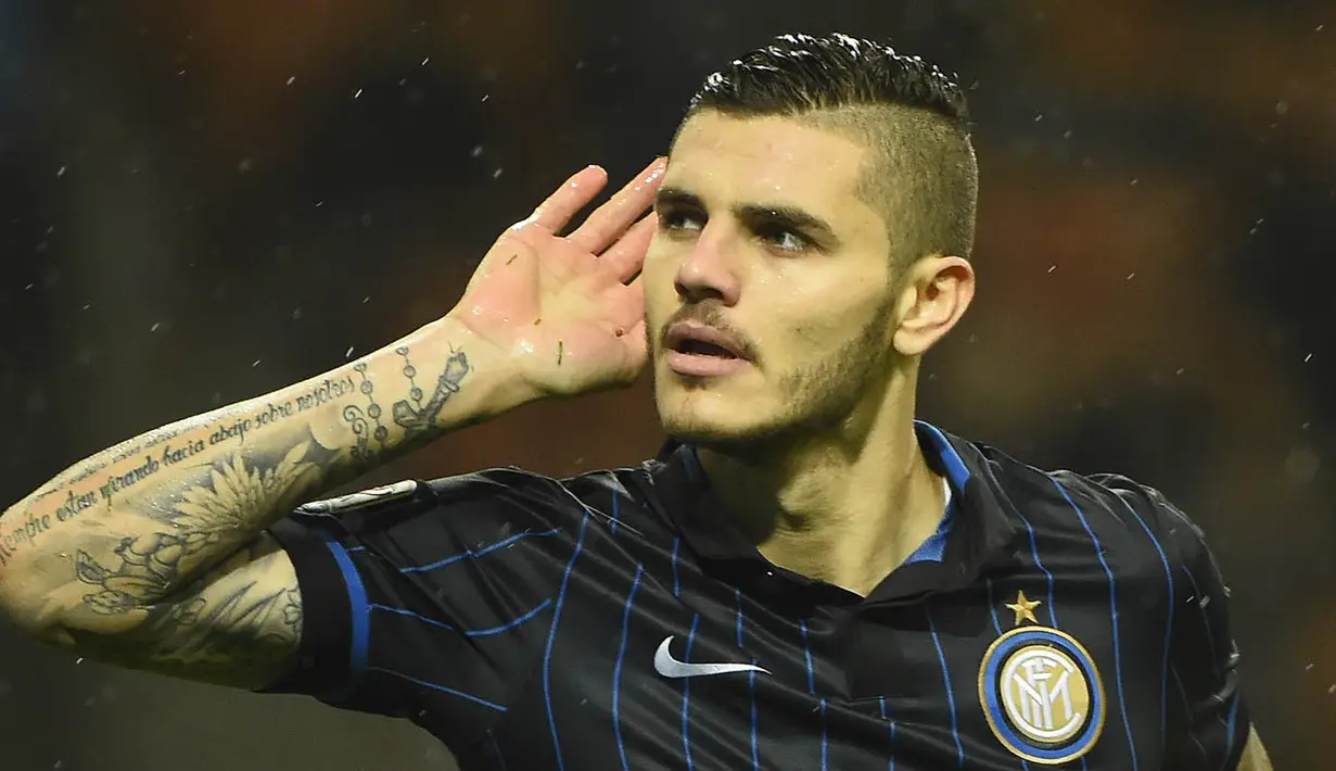 3. Mauro Icardi, menurut Daily Star, akibat gagal mendapatkan Romelu Lukaku membuat pelatih Chelsea, Antonio Conte mengincar bomber Inter Milan ini. Namun untuk mendapatkannya The Blues harus bersaing dengan Napoli juga Arsenal. (AFP/Olivier Morin)