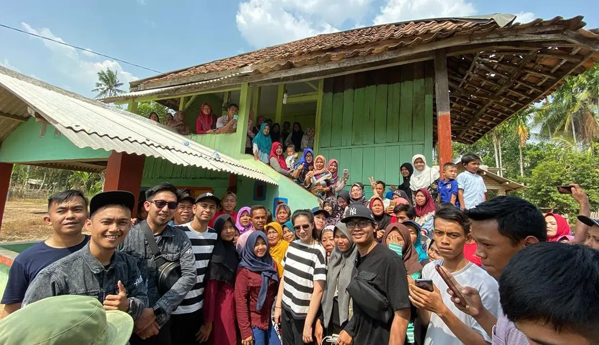 Raffi Ahmad dan Nagita Slavina Liburan Bersama TIM RANS (Instagram/raffinagita1717)