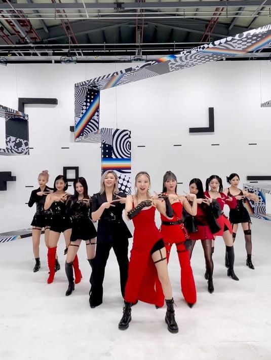 Comeback Twice Talk That Talk. (Foto: Instagram/ twicetagram)