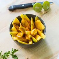 ilustrasi mangga muda/Photo by Fa Barboza on Unsplash