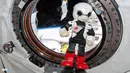 Foto Kirobo yang diambil pada tanggal 21 Agustus 2013, dan dirilis oleh Proyek Robot Kibo pada tanggal 5 September 2013 menunjukkan robot humanoid Kirobo berbicara di Stasiun Luar Angkasa Internasional (ISS). (AFP/Yoshikazu Tsuno/wwn)