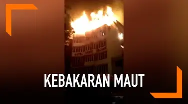 Kebakaran dahsyat melanda sebuah hotel di New Delhi, India. Akibat kejadian ini sedikitnya 17 orang tewas dan puluhan lainnya terluka.