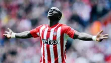 5. Sadio Mane (Southampton) - Striker Liverpool ini memegang rekor hattrick tercepat di pentas Premier League dengan catatan waktu 2 menit 56 detik. Gol-gol itu disarangkan Mane ke gawang Aston Villa pada menit 13, 14 dan 16 pada musim 2014/15. (AFP/Glyn Kirk)