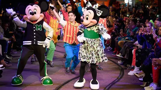 [Bintang] Mickey Minnie Mouse