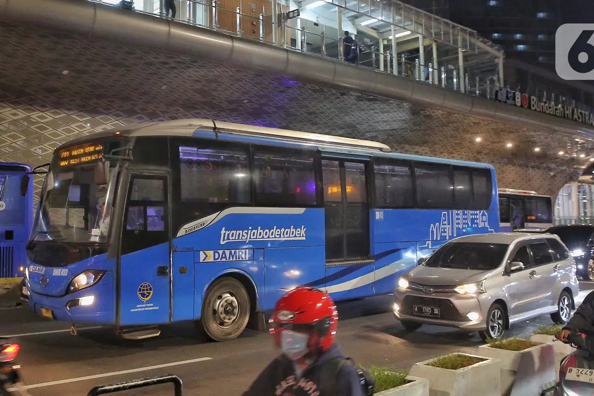 Perluas Transportasi Lintas Wilayah, Gubernur Pramono Anung Tambah Rute Layanan Transjabodetabek
