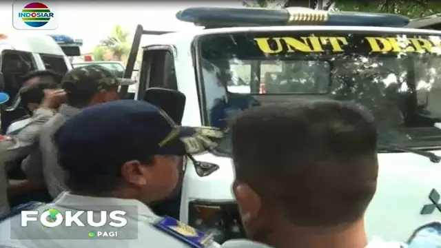 Razia Parkir Liar di Daan Mogot Ricuh