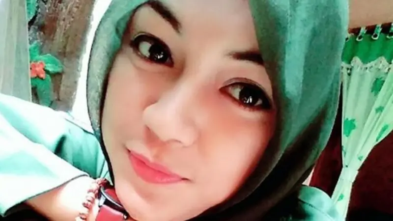 Top 3: Kelakuan Netizen Ini Bikin Si Guru Cantik Tegal Resah