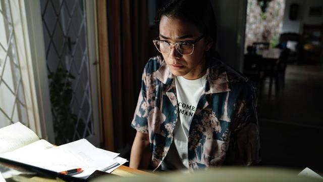 Disebut Kurang Terkenal, Ini Potret Adinia Wirasti yang Tampil Totalitas saat Akting