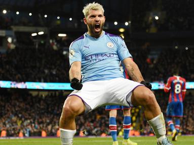 1. Sergio Aguero (Manchester City) - Bomber andalan City ini pernah membuat hattrick cepat dalam waktu 8 menit, tepatnya menit 42, 49 dan 50. Momen tersebut terjadi saat City menang 6-1 atas Newcastle United pada 3 Oktober 2015. (AFP/Oli Scarff)