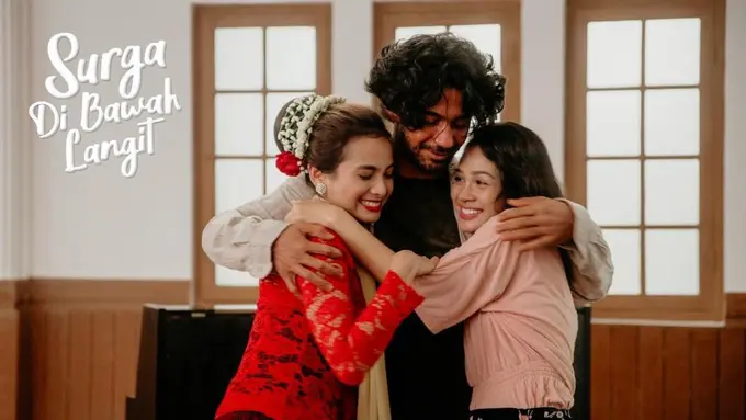 Film Surga di Bawah Langit