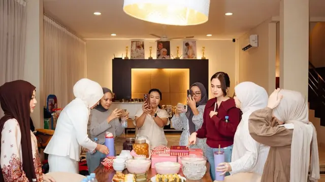 Geng artis mamayu bukber bareng. (credit:instagram.com/kesharatuliu05)