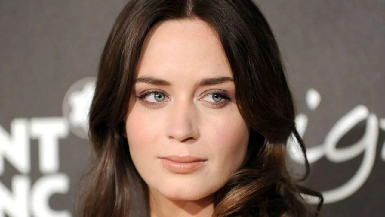 Resep Emily Blunt Atasi Gagap di Depan Umum
