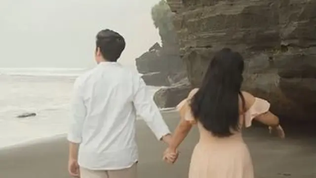 Mutia Ayu Unggah Foto Mesra Bareng Pria, Ini 6 Potretnya