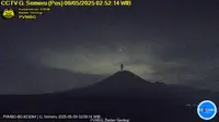 Gunung Semeru di Lumajang Jawa Timur kembali erupsi pada Jumat dini hari (9/5/2025), pukul 02.51 WIB. (Liputan6.com/ Dok PVMBG)