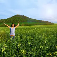 Ingin ceria sepanjang hari? Ini 8 cara yang harus kamu simak. :D