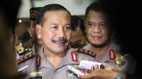 Komjen Pol Badrodin Haiti menjawab pertanyaan wartawan usai ditetapkan DPR RI melalui Sidang Paripurna sebagai Kapolri, Jakarta, Kamis (16/4/2015). (Liputan6.com/Helmi Afandi) 