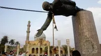 Pria Penghancur Patung Saddam Hussein: Aku Menyesal...  (Reuters)