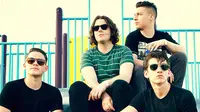 Arctic Monkeys Luncurkan Lagu Baru Berjudul Panjang Secara Online