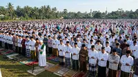 Hukum Sholat Ied Lengkap Dalilnya: Sunnah Muakkad, Fardhu Kifayah, atau Wajib?