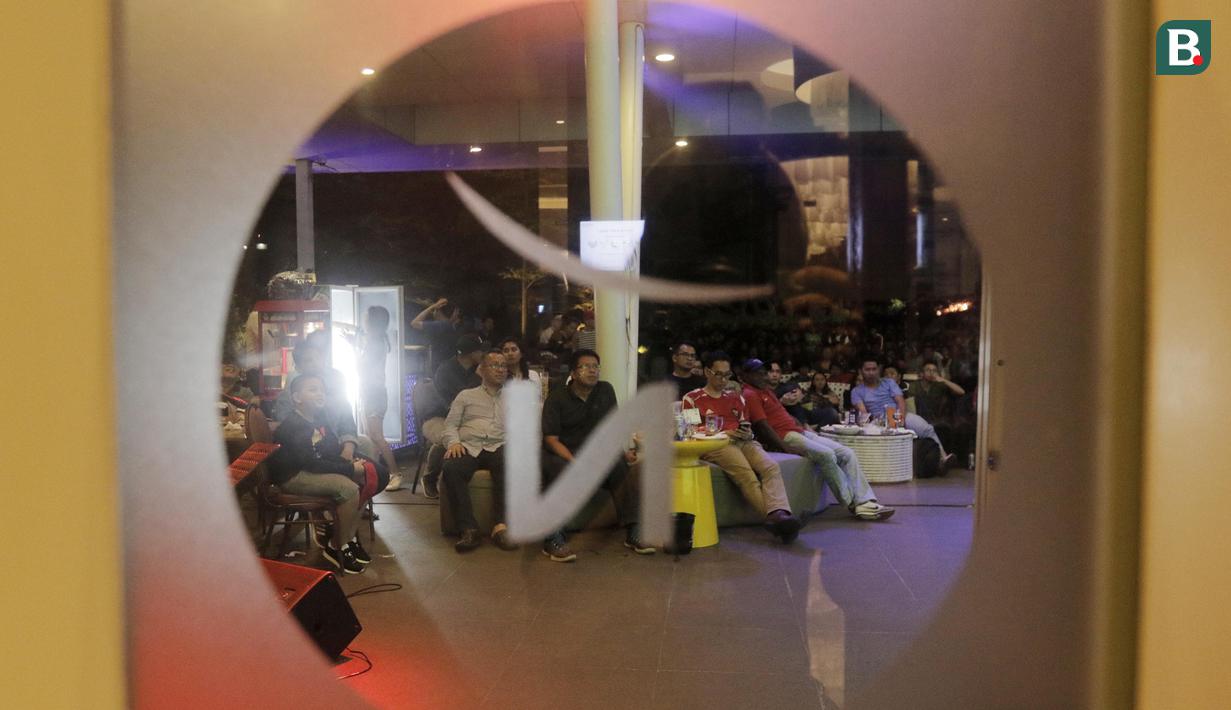 Suasana nobar final Piala Dunia di Hotel Novotel, Tangerang, Minggu, (15/6/2018). Prancis menjadi juara Piala Dunia 2018 usai mengalahkan Kroasia 4-2. (Bola.com/M Iqbal Ichsan)