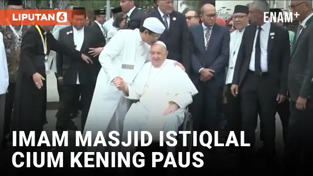 Imam Besar Masjid Istiqlal Nasaruddin Umar Cium Kening Paus Fransiskus