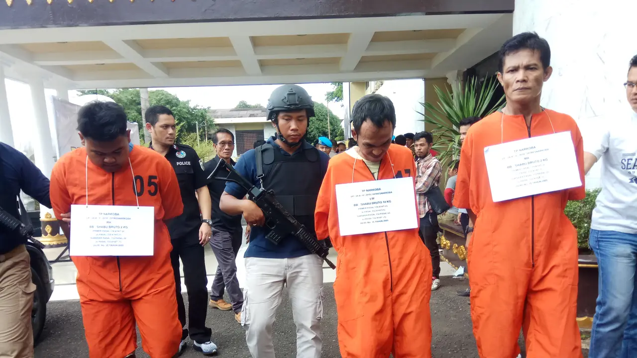 Pengedar Narkoba Bungkus Teh Tiongkok Tergiur Upah Ratusan Juta