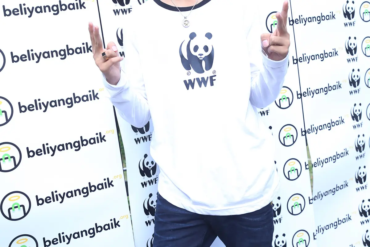 Bastian Steel