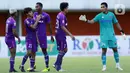 Pemain Persita Tangerang usai laga melawan Bali United pada laga Piala Menpora 2021 di Stadion Maguwoharjo, Sleman, Jumat (2/4/2021). Laga berakhir imbang 1-1. (Bola.com/M Iqbal Ichsan)