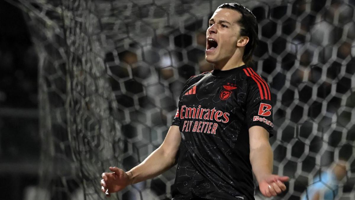 Real Madrid Selangkah Lagi Gaet Alvaro Carreras dari Benfica