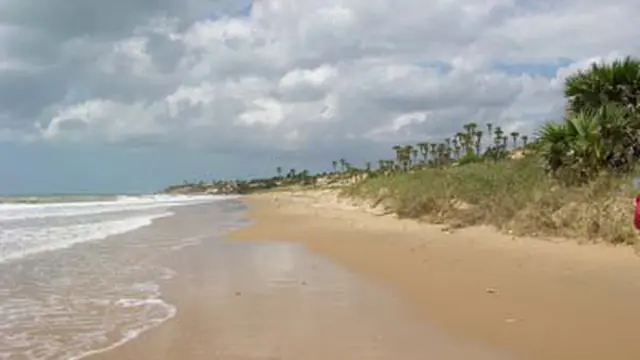 Daftar Pantai di Indonesia yang Masih Perawan
