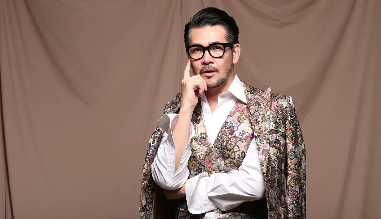 Ferry Salim merupakan salah satu artis Indonesia yang mempunyai gaya berpakaian yang metroseksual. (Bambang E. Ros/Bintang.com)