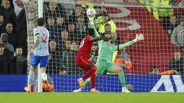 FOTO: Liverpool Bantai MU 4-0, Mohamed Salah Cetak Dua Gol