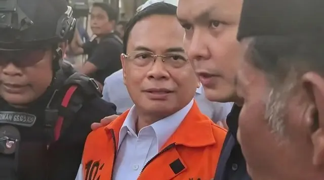 Istri dan Anak Menangis Saat Sudewo Divonis 8,5 Tahun Penjara