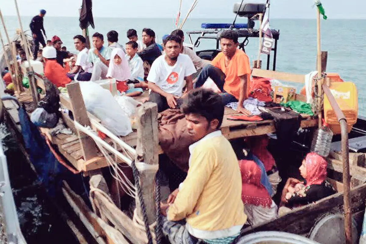 Kapal Pengungsi Rohingya Masuk Malaysia