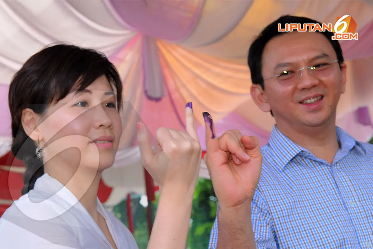 [FOTO] Ahok Ikut Nyoblos Bareng Istri