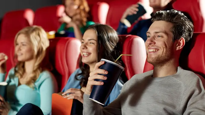 [Bintang] Ilustrasi penonton bisokop