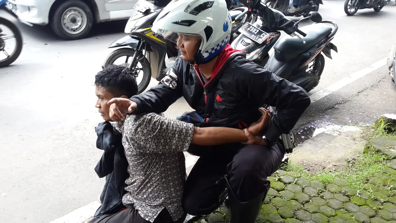Copet dibekuk polisi