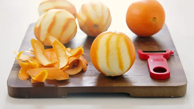 8 Manfaat Sehat dari Kulit Pisang dan Jeruk