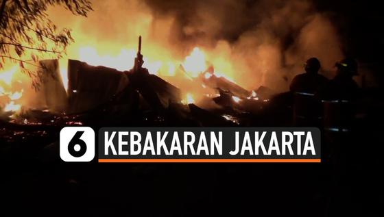 VIDEO: Kebakaran Rumah dan Lapak Barang Bekas