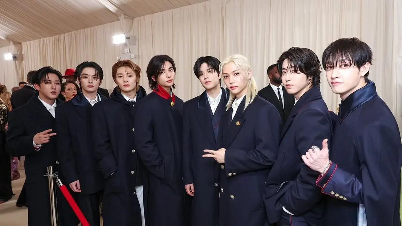 Stray Kids di Met Gala 2024. [Foto: Instagram.themetgalaofficial]
