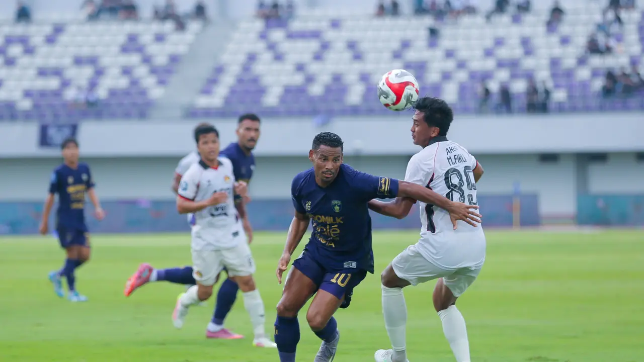Eber Bessa dan Muhammad Firly - BRI Super League 2025/2026.