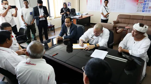 La Nyalla Calonkan Diri Jadi Ketum Muaythai Indonesia